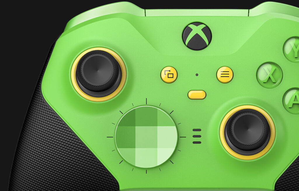 Manette xbox one customisée de couleurs noir, vert et jaune